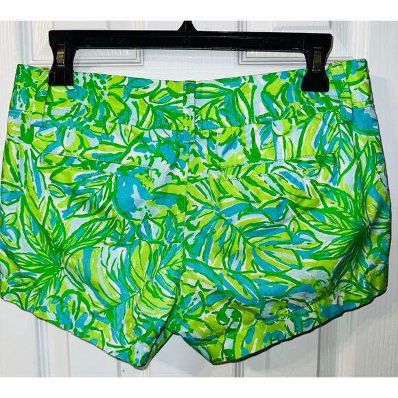 Lilly Pulitzer Walsh Shorts in Fresh Citrus Green Parrot‎ size 0 Excellent - Picture 2 of 5